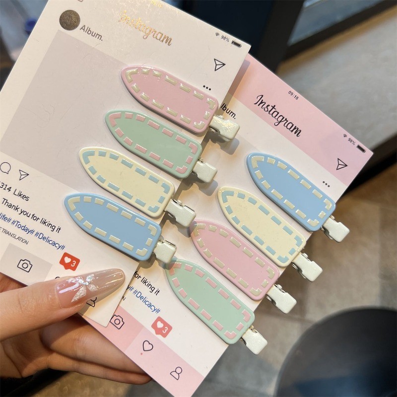 ลูกศรจุด มาการอง แบบไม่มีเครื่องหมาย กิ๊บโดปามีน