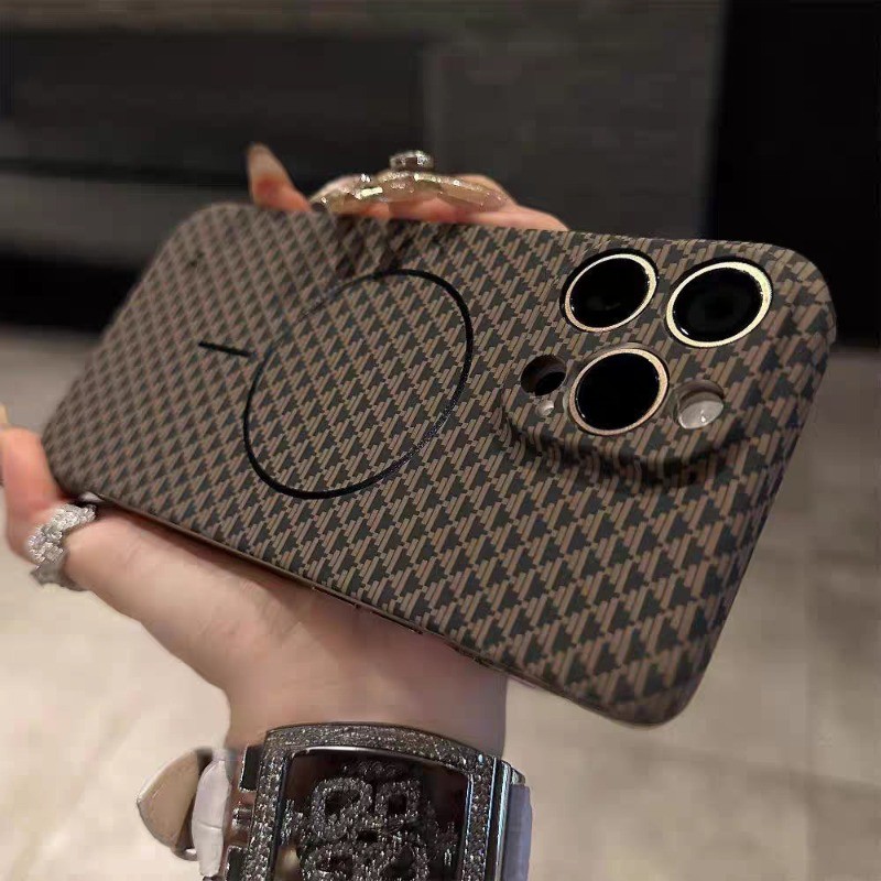 หรูหราคาร์บอนไฟเบอร์รูปแบบเคสโทรศัพท์แม่เหล็กสําหรับ ไอโฟน 17 16 15 14 13 12 มือโปร 11 ปลอก บาง ไม่มีกรอบ พลาสติกแข็งกันกระแทกฝา
