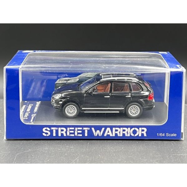 Street Weapon 1:64  
Cayenne Turbo S 957 : black