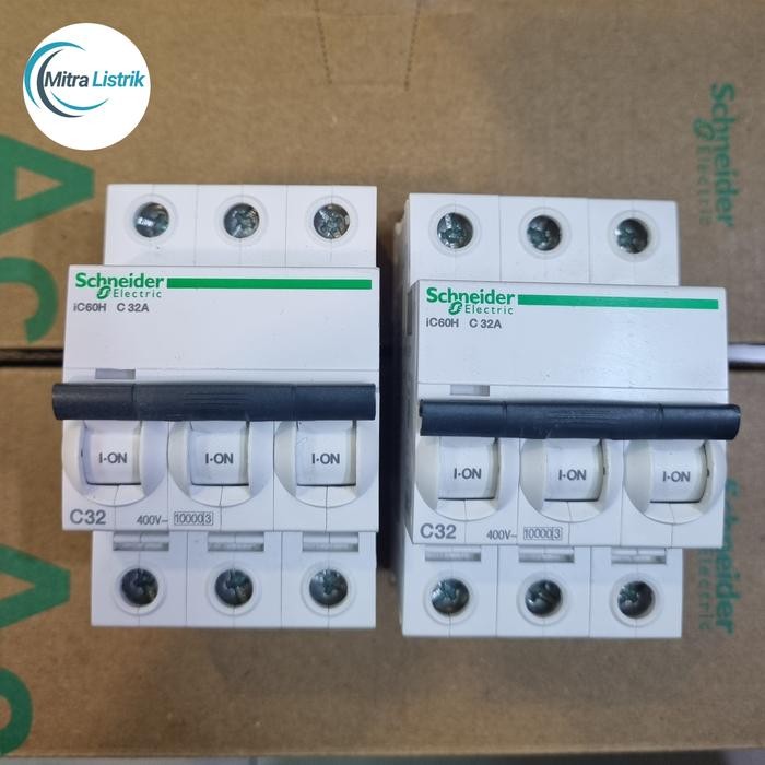 SCHNEIDER MCB IC60H 3P 32A 10kA ต้นฉบับ A9F84332