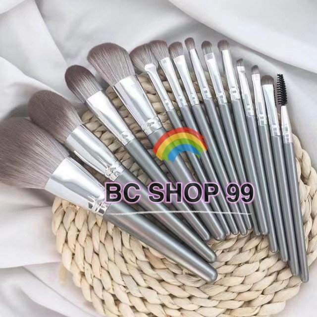 พร้อมส่งจ้า📌 แปรงแต่งหน้าสีเทา  14 ชิ้น สวยหรูในลาคาจับต้องได้  งบน้อยๆกอมีแปรงสวยยได้คะ พส