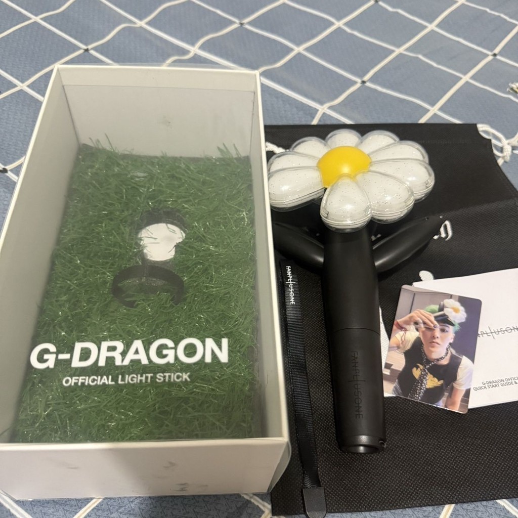 แท่งรองรับ Kwon Ji-Dragon Daisy อย่างเป็นทางการ Kwon Ji-Dragon กระถางดอกไม้สามารถเชื่อมต่อแอพ GD