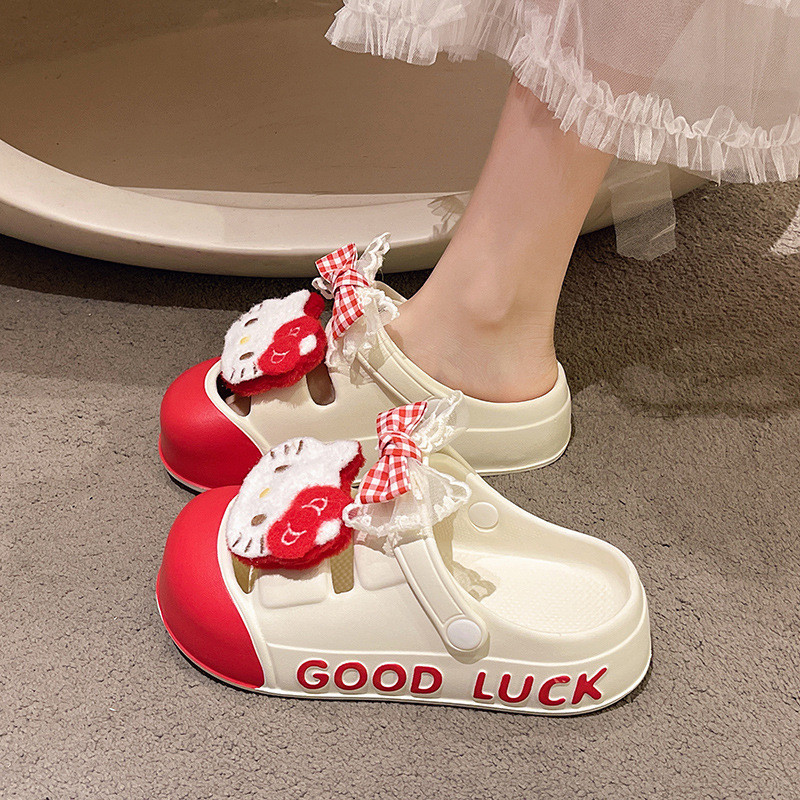 รองเท้าแตะผู้หญิงลายการ์ตูนใหม่ ฤดูร้อน ใส่ในบ้านและนอกบ้าน พื้นหนา กันลื่น สองทาง น่ารัก ลายแมวขนฟู โบว์ผูก