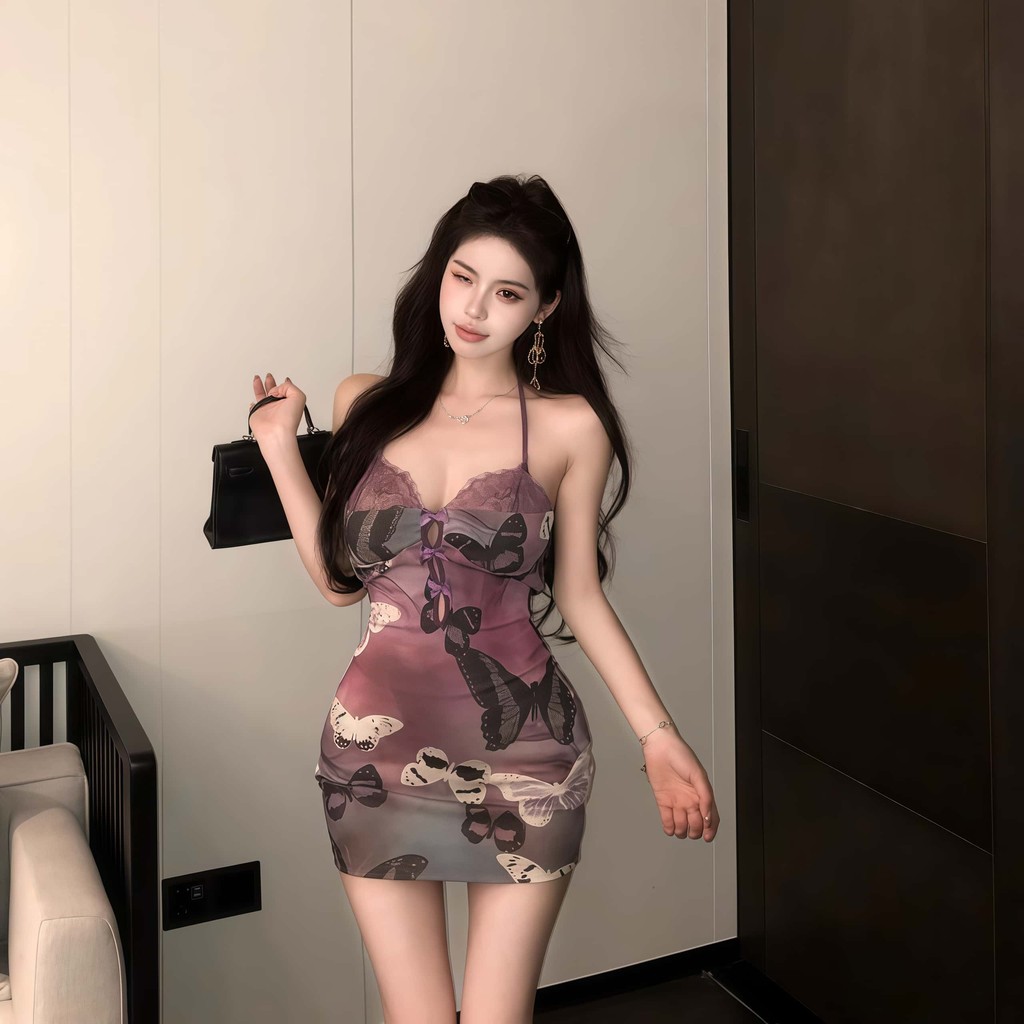 sexy pajamas🩷🩷ชุดยั่ว ชุดนอนสวยๆ เดรสลูกไม้ 🫵คอวีลึก ผ้าใส่สบาย ลายผีเสื้อ ส่งไวจากไทย