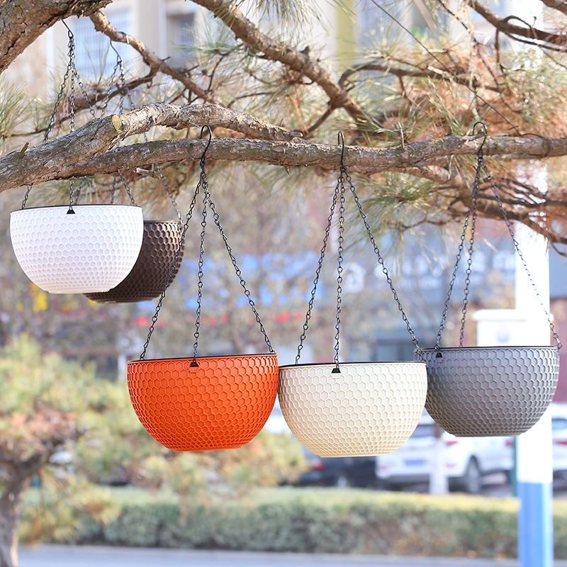 กระถางแขวนตะกร้า ระถางพลาสติกแขวน อบท่อระบายน้ําหลุมออกแบบแขวนตะกร้า นด้วยตะขอที่ถอดออก