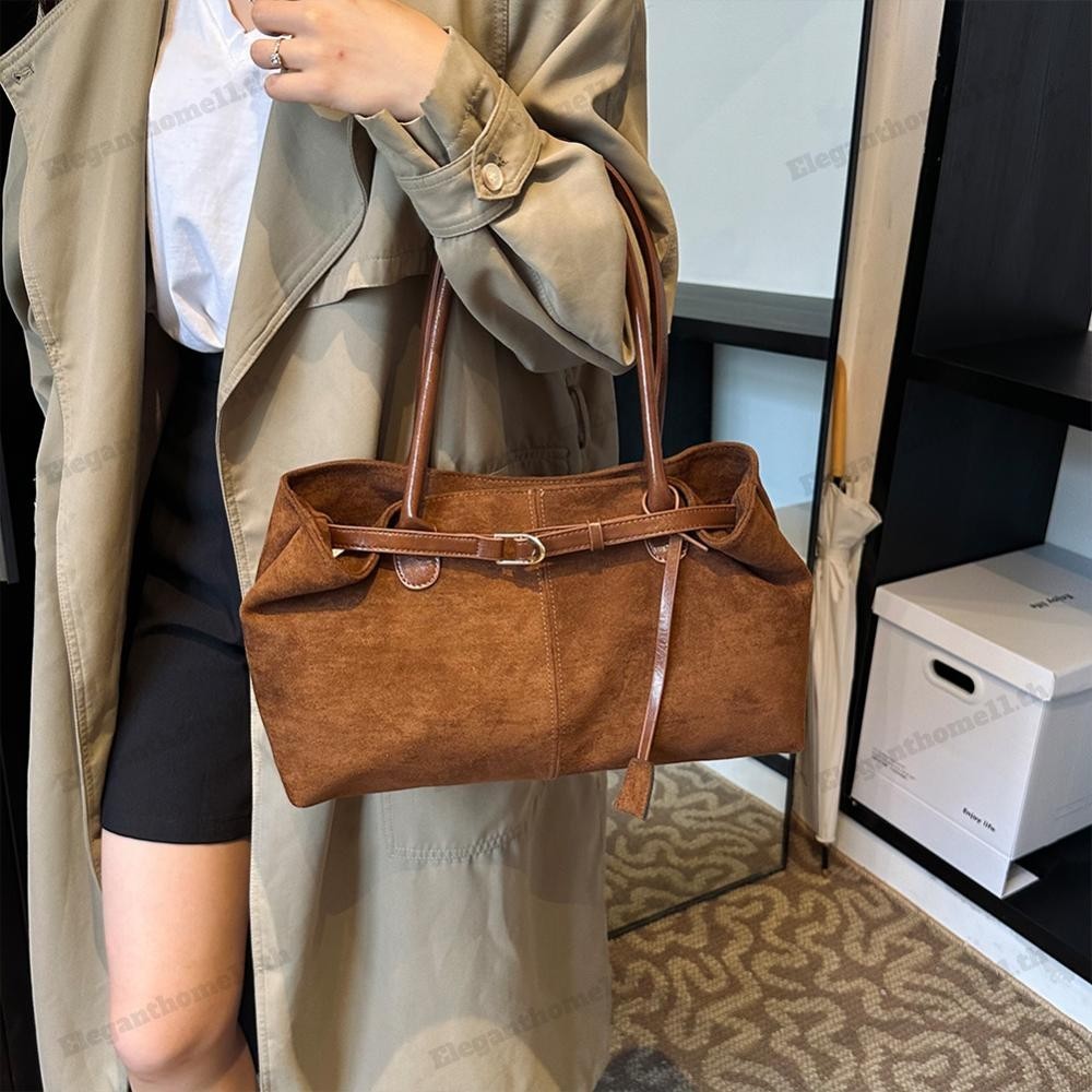 กระเป๋าสะพายไหล่หนัง PU สำหรับผู้หญิง กระเป๋าสะพายไหล่ขนาดใหญ่สไตล์ทันสมัย พร้อมระบบปิดแบบหมุด เหมาะสำหรับการเดินทางและก