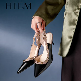 HTEM 2025 ฤดูร้อนใหม่ Rivet รองเท้าแตะปลายแหลมบางส้นเปล่า 35-40 หลา