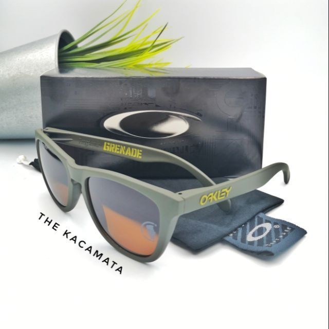 Oaklay frogskins Explosive แว่นกันแดด ori เลนส์โพลาไรซ์ ของขวัญฟรี สาย oakley & Size