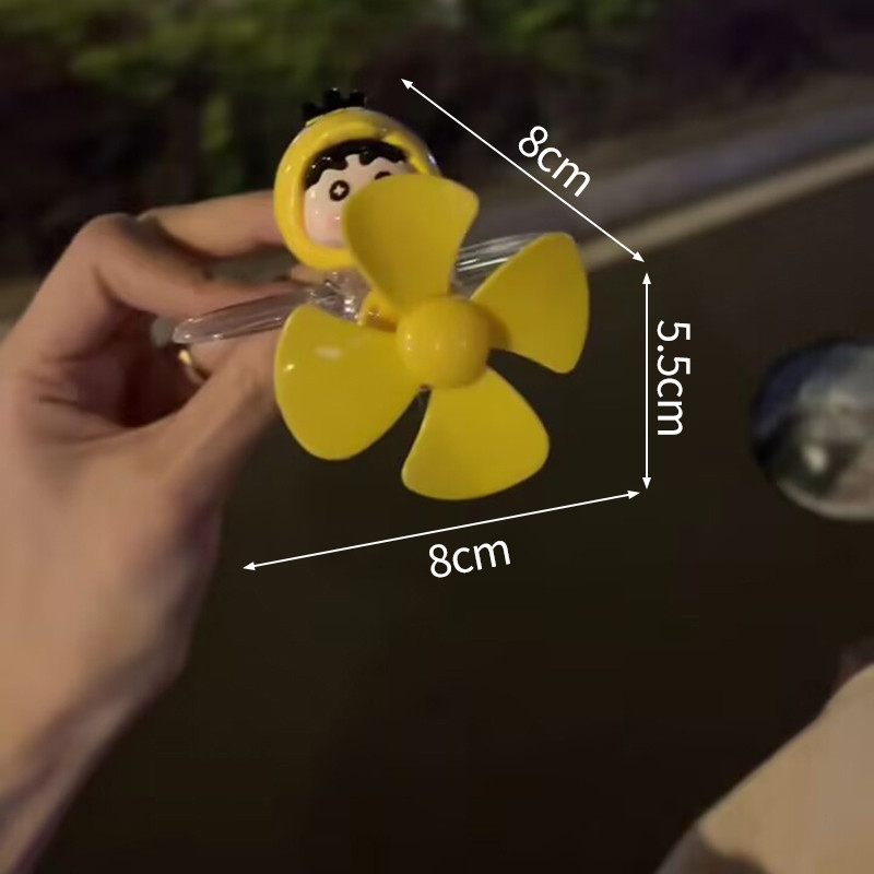 เครื่องประดับเครื่องบินรูปชินจังที่มีสีสันพลังงานลมตกแต่งรถจักรยานไฟฟ้า - รูปที่ 4