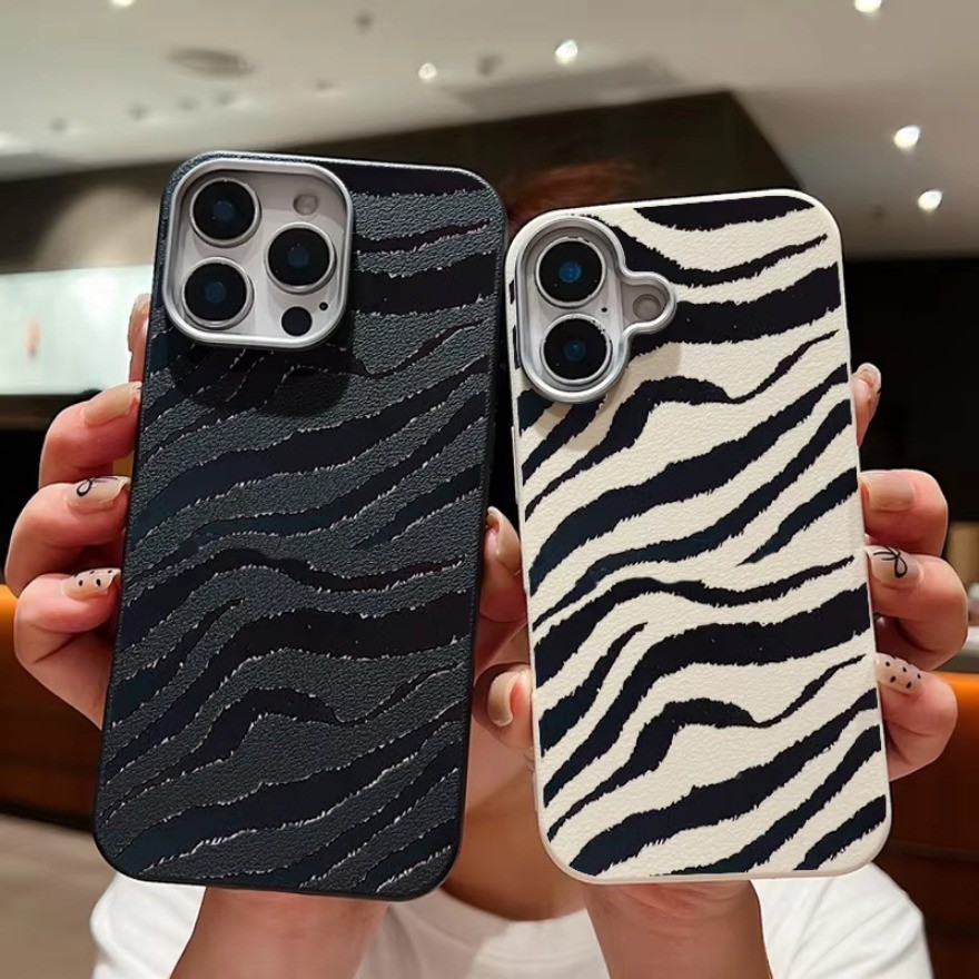 หรูหรารูปแบบคลื่นหนังกรณีTPUสําหรับXiaomi 15 14 14T 13 13T Pro 12X Poco C71 X4 GT X3 GT M3 Pro M4 Proซิลิโคนกันกระแทกฝาครอบโทรศัพท์