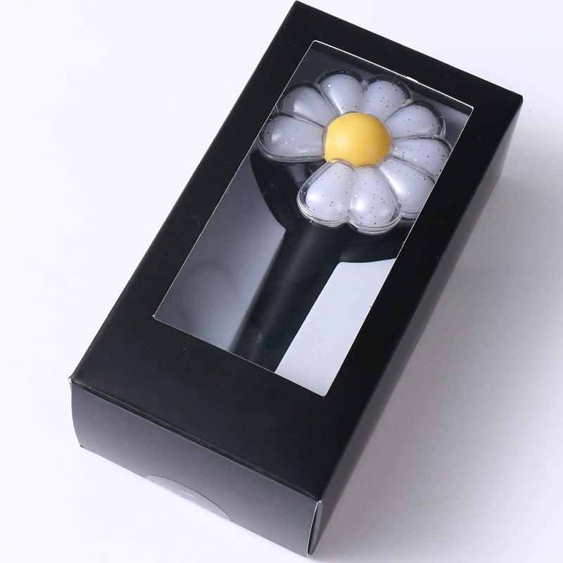 2025 Kpop BIGBANG G-DRAGON Daisy Mini Light Stick พวงกุญแจสร้างสรรค์เลเซอร์ไฟพวงกุญแจกระเป๋าจี้ Ligh