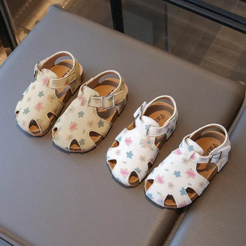 ดอกไม้น่ารักเด็กทารกรองเท้าแตะหนังด้านสันทนาการทุกการแข่งขันนุ่มแต่เพียงผู้เดียวป้องกันการชนกันรองเท้าเด็ก 2-8 ปี