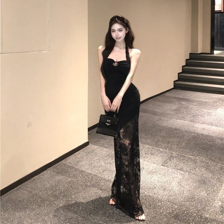 ชุดเดรสยาวแบบเซ็กซี่ไม่มีหลังลูกไม้สไตล์ฝรั่งเศส สีดำ ลายดอกกุหลาบ ชุดราตรีผู้หญิง
