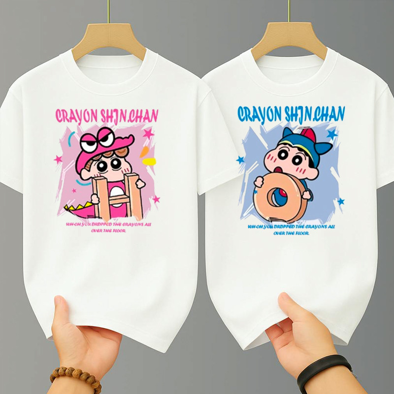 เสื้อยืดคู่แฟน คอกลม-แขนสั้น เสื้อชินจัง เสื้อยืดคู่รัก สกรีนลายการ์ตูนน่ารักๆ oversize t shirt สีขาว-สีดำ