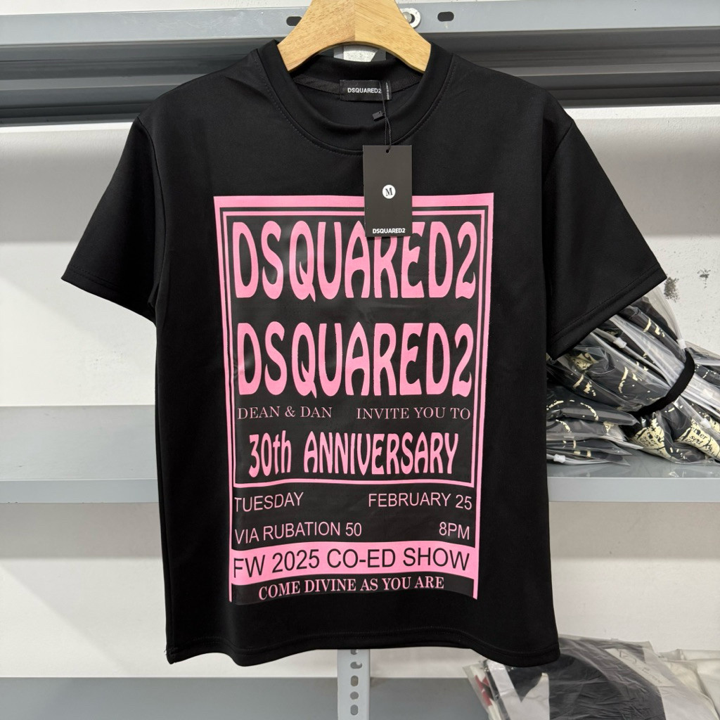 [มีป้าย] เสื้อยืด 30th Anniversary Pink Letter D.Ét Hot Trend Boy Street 2025 ร้อนเสื้อยืดสีชมพู+กาง