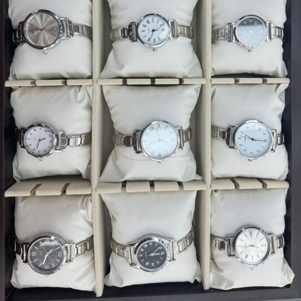 ยืดสแตนเลสนาฬิกาผู้ชายและผู้หญิงรอบแฟชั่นความเรียบง่ายแนวโน้มนาฬิกาควอตซ์ชายและหญิงสร้อยข้อมือนาฬิกา