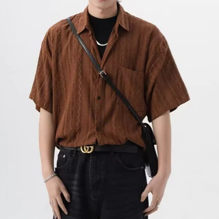 【จัดส่งที่รวดเร็ว】เสื้อเชิ้ตเกาหลี สไตล์ฮาวาย การออกแบบแกะสลักกลวง oversize เสื้อคู่ เสื้อนักศึกษาแขนสั้น แฟชั่นผู้ชาย