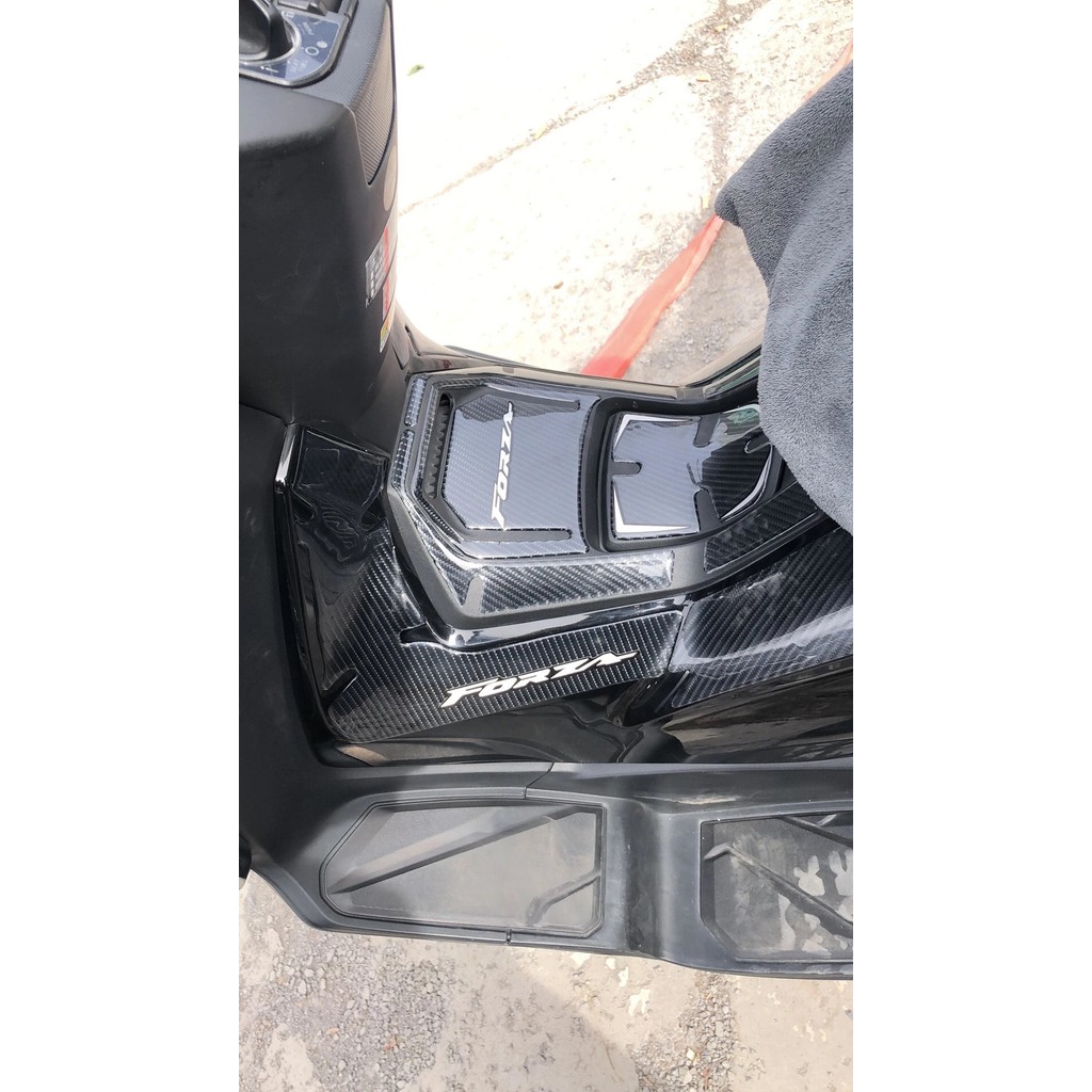 ฟิล์มป้องกันพื้นผิวคาร์บอนไฟเบอร์สำหรับถังน้ำมัน Honda NSS FORZA350 สติ๊กเกอร์กันรอย - รูปที่ 3