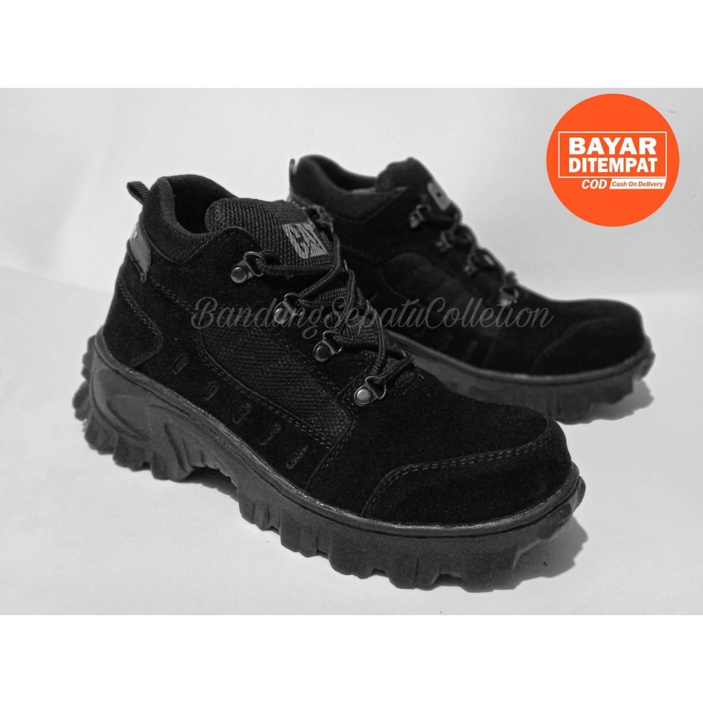 D9 รองเท้านิรภัยผู้ชาย Caterpillar Steel Toe Black Laces Size 39 ถึง 44 Work Safety