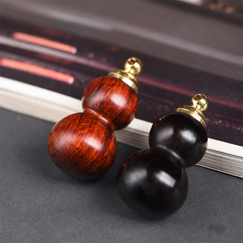 ✨Ebony Rhino มุมไม้จันทน์สีแดง Gourd จี้สามารถใช้ As Snuff ขวดไม้จับชิ้น Fulu คอ Key จี้ 25.5.25