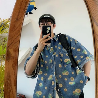 MNO.9 Shirt C166 เสื้อเชิ้ตยีนส์ แขนสั้น ลายดอกทานตะวัน เสื้อเชิ้ตลำลองชาย Man Clothing