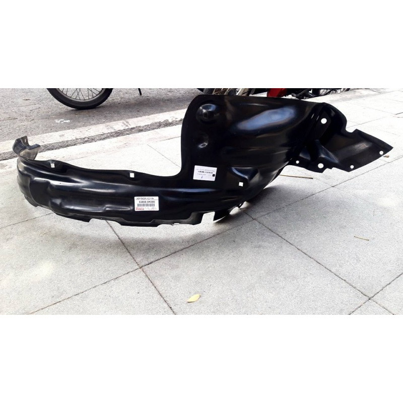 พลาสติกซุ้มล้อหน้าtoyota vigo fortuner ปี2004-2013 ราคาข้างละ