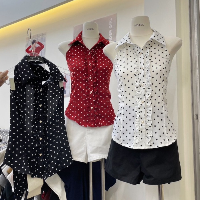 B2. MALISTA D408 POLKA DOT เสื้อคอปกคล้องคอ  ผ้าใส่สบาย มีสม็อกด้านหลังยืดตามรอบตัว