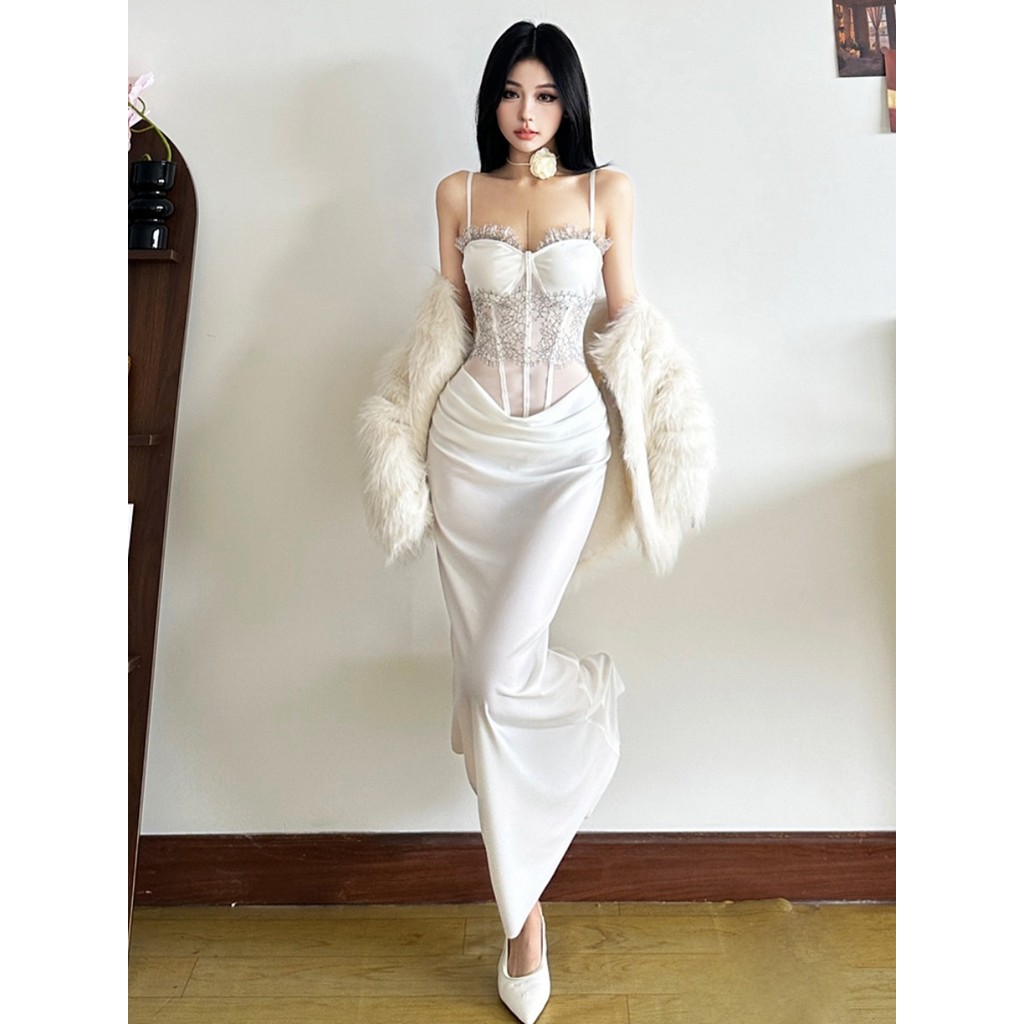 เซ็กซี่สบายๆแฟชั่นฤดูร้อนBreathable Royal Sisterสไตล์ผ้ากอซลูกไม้เย็บชุดสลิงหญิงจีบเนื้อครอบคลุมก้นยาวS
