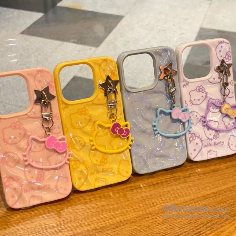 เข้ากันได้กับ iPhone 16 15 14 13 12 11 Pro Max X XS XR XS Max 7 8 Plus โทรศัพท์น่ารักน่ารักสายสีลูกกวาด KT + Lanyard Wave ฝาหลังแบบนุ่ม