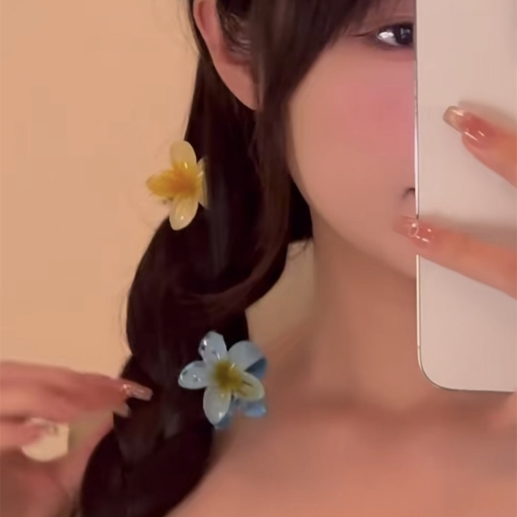 🔥Bonnie🔥กิ๊บลีลาวดีรูปดอกไม้ สีสันสดใส ลายดอกไม้ สไตล์ฮาวาย เครื่องประดับผม เหมาะแก่การถ่ายรูปในวันหยุด ​พร้อมส่ง - รูปที่ 3