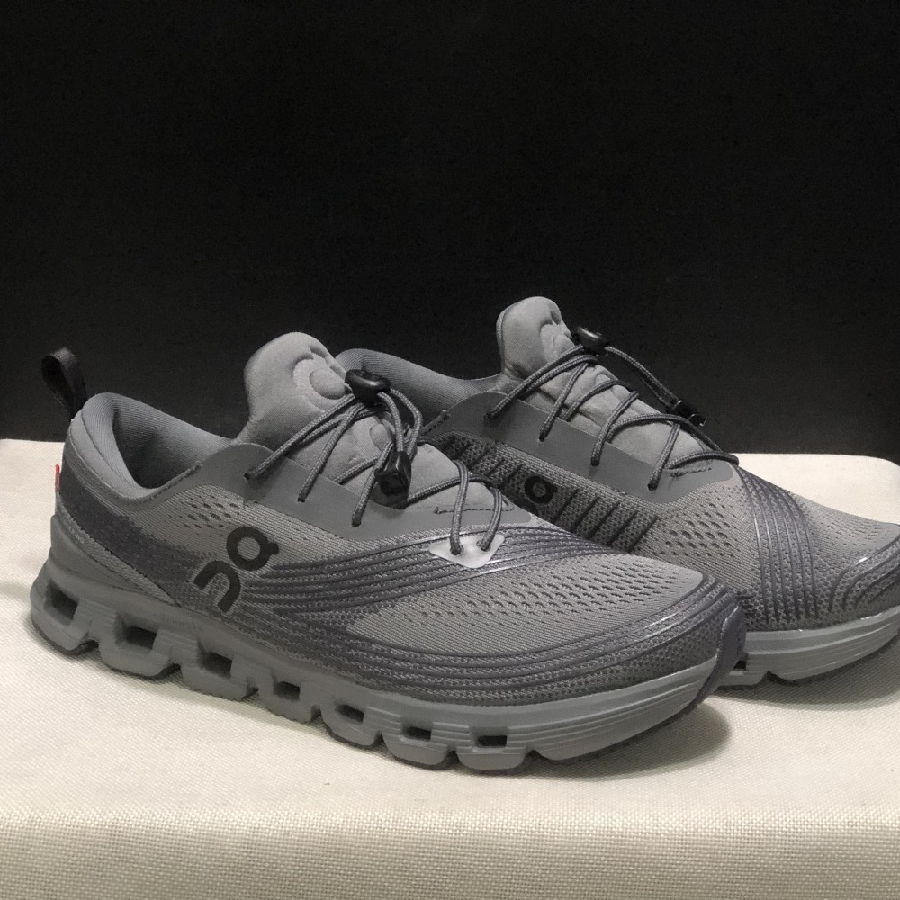 รองเท้าวิ่ง On Running On Cloud X Z5 สำหรับผู้ชายและผู้หญิง รองเท้าผ้าใบแบบยูนิเซ็กซ์ คู่รัก 2025 KKZK