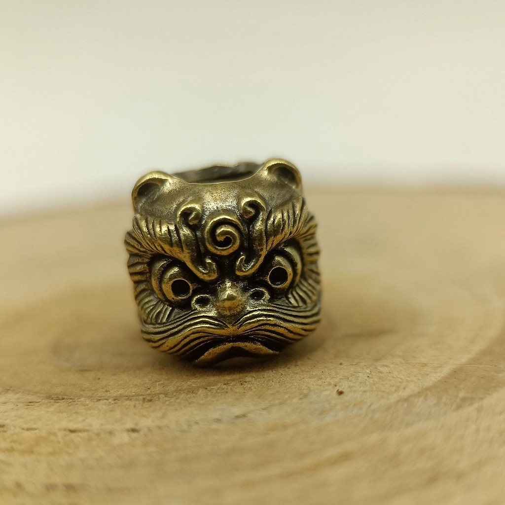 Lion Wakening มีดมีดจี้ EDC ร่มเชือกจี้ Push Card จี้ Slingshot DIY