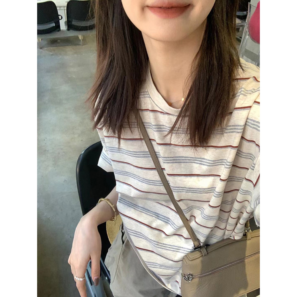 ฤดูร้อนใหม่เสื้อยืดแขนสั้นลายทางลําลองเรียบง่ายสําหรับผู้หญิง 250606