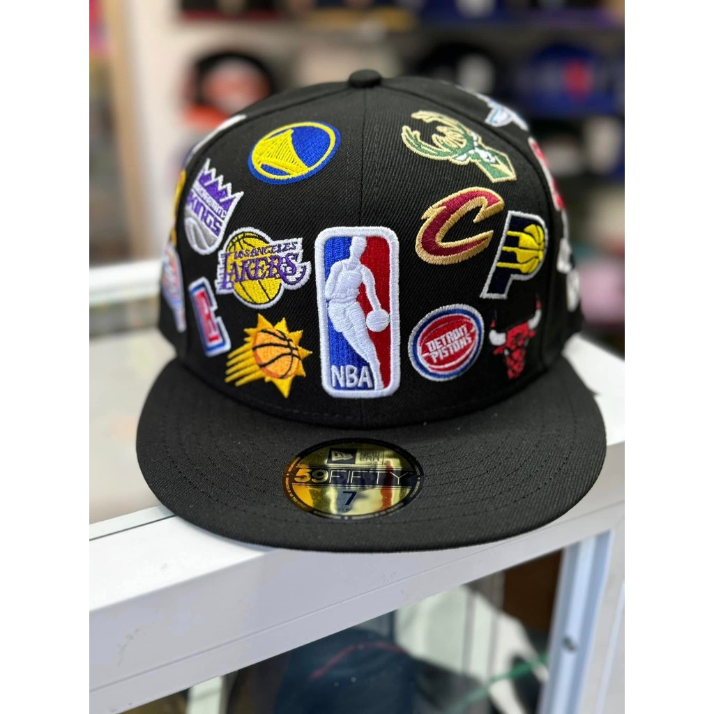 หมวกแกะ Xinoo06NA แบบ All Star Game สีดำ ขนาด 59FIFTY สำหรับผู้ชายและผู้หญิง ออกแบบมาให้สวมใส่งานกลา