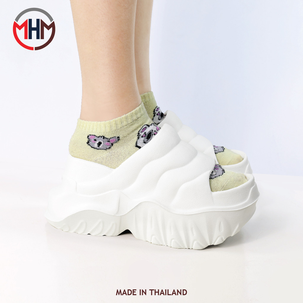 Hello Pony รองเท้ารัดส้น รุ่น MHM4001 พื้นหนา กันลื่น สไตล์เกาหลี รองเท้าเสริมส้น นุ่ม 7 CM. สูง แฟชั่น ใส่สบายเท้า EVA