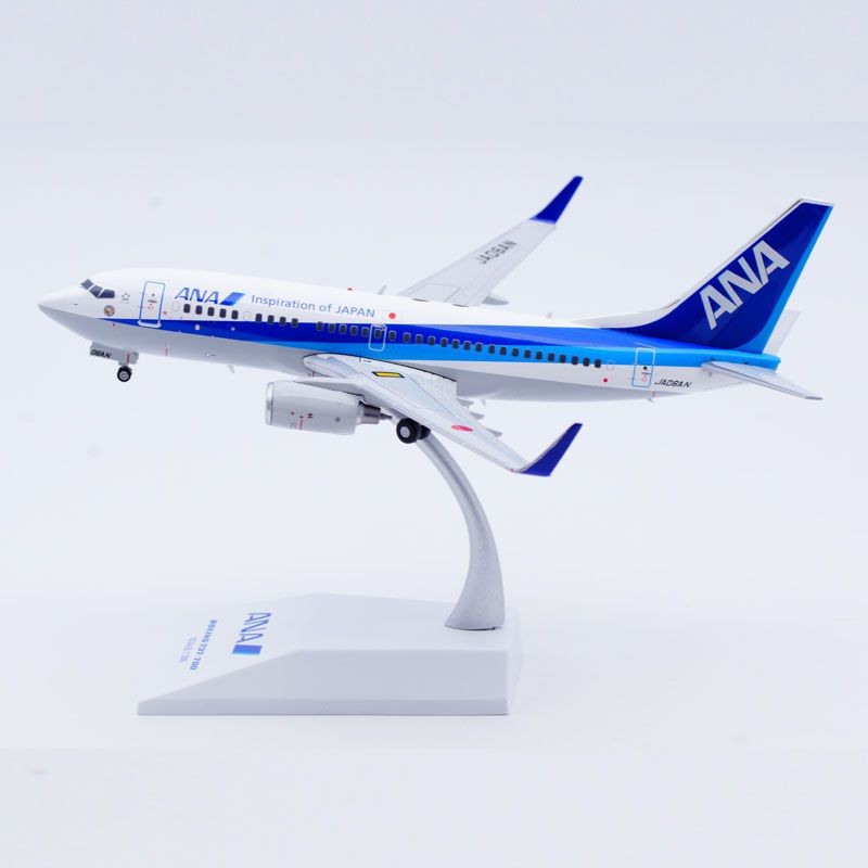 Jcwings 1: 200 โมเดลเครื่องบินโลหะผสม All Nippon Air B737-700 JA06AN