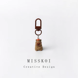 MISSKOI การ์ตูนชุดสีกาแฟ Kapibara พวงกุญแจ Creative Sweet กระเป๋าเป้สะพายหลังจี้