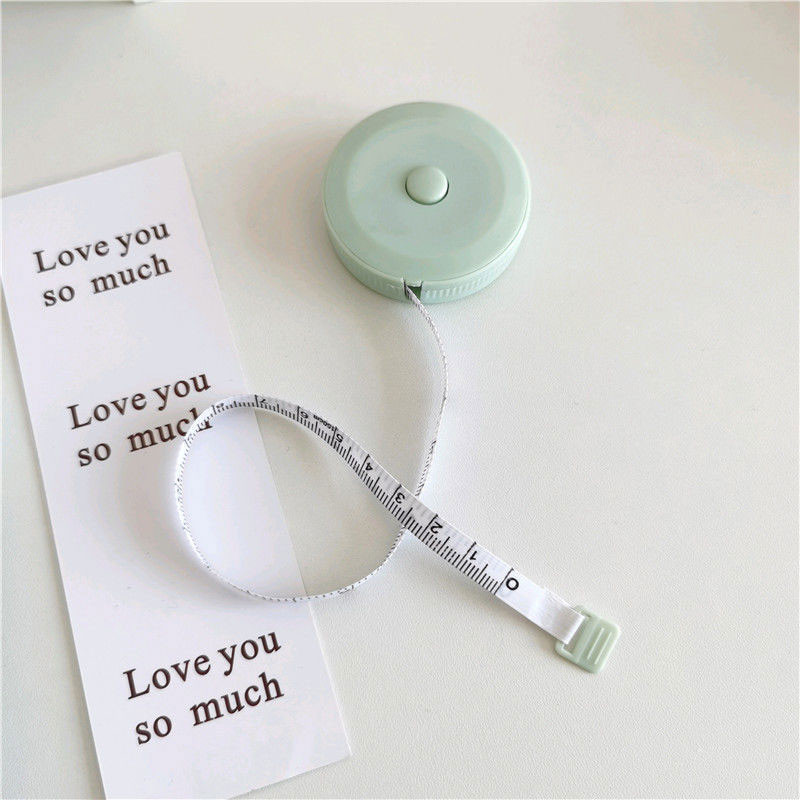 เทปวัดแบบยืดหดอัตโนมัติ 1.5 ม. เทปวัดพลาสติก ไม้บรรทัดวัดเสื้อผ้าแบบอ่อน