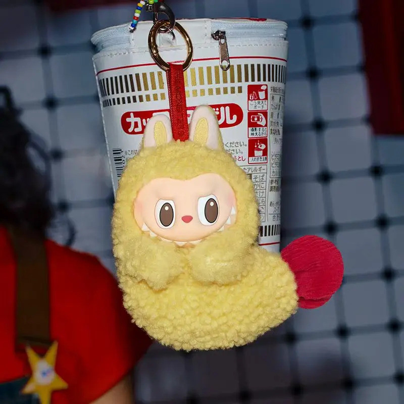 【ของแท้ 100%】POP MART Labubu The Monster Wacky Mart Series กระเป๋าหูฟัง & รอบๆ Labubu น่ารัก