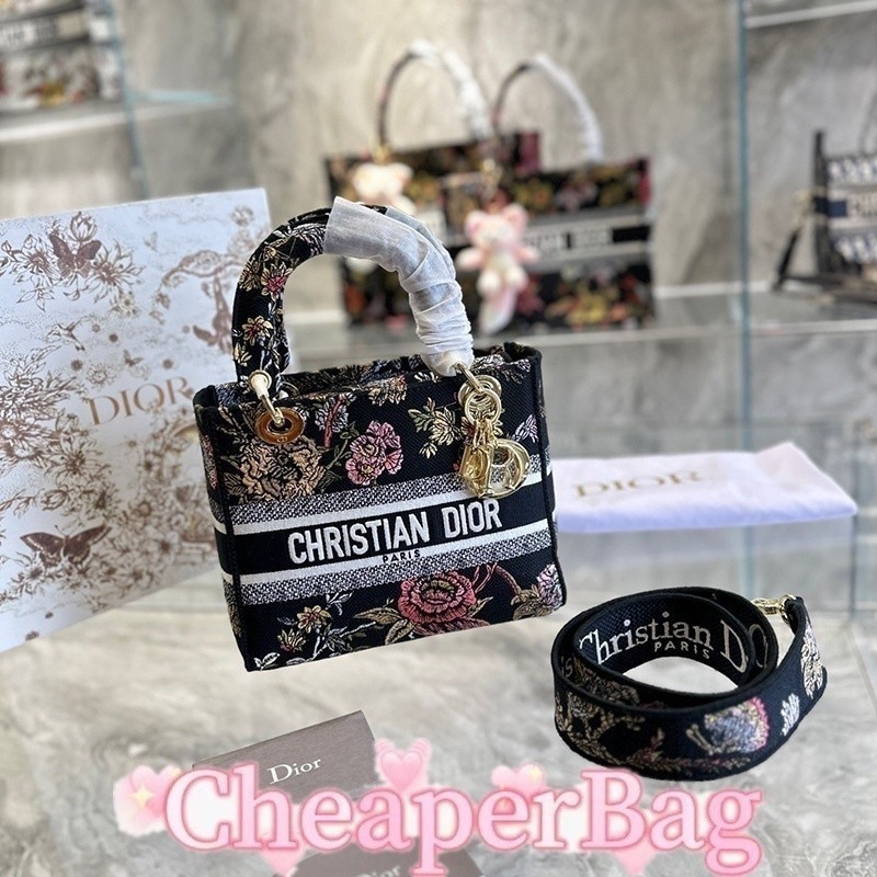 Lady dlite di*r กระเป๋าถือสีดําผ้าMulticolor jardin Botaniqueปักกระเป๋าDiana