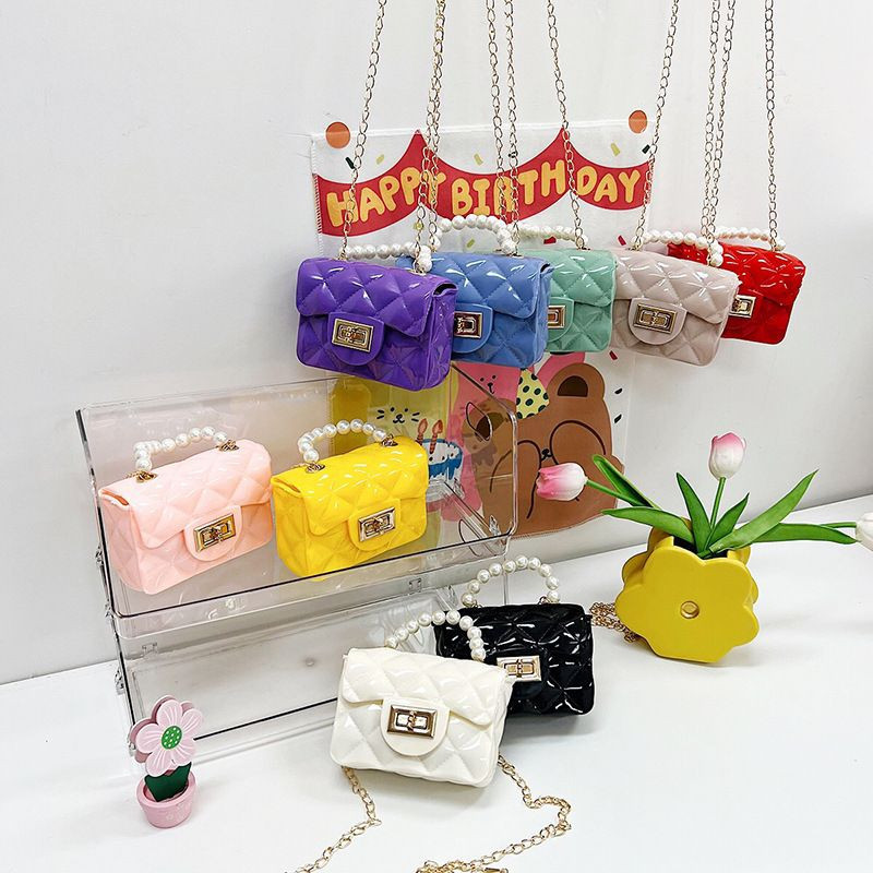 V-shop :ของขวัญวันเด็ก-ฤดูร้อน PVC Jelly Shell กระเป๋า Crossbody กระเป๋าถือสําหรับเหตุการณ์ปาร์ตี้วันหยุด-DD552 – โปรปัง