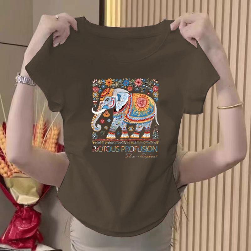 เสื้อยืดครอป แขนสั้น เวอร์ชั่นเกาหลีของกระแสน้ำแน่นเข้ารูปพอดีสั้นเอวสูงบางผู้หญิงด้านบน เสื้อผ้าสำหรับสาวอ้วนสวมใส่สบาย