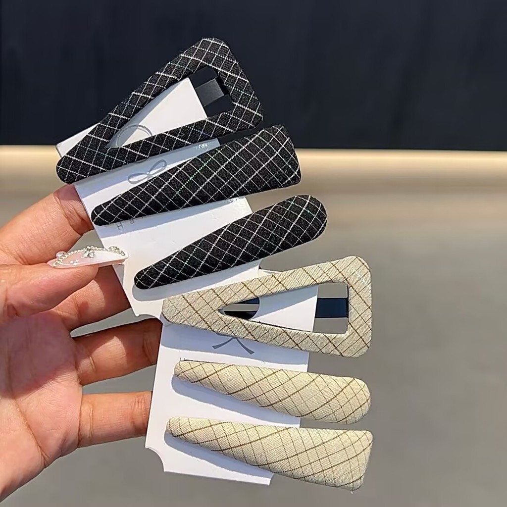 คลิปผมลายตารางเรขาคณิตสไตล์เกาหลีใหม่สดใหม่ น่ารัก ใช้ได้หลายด้าน