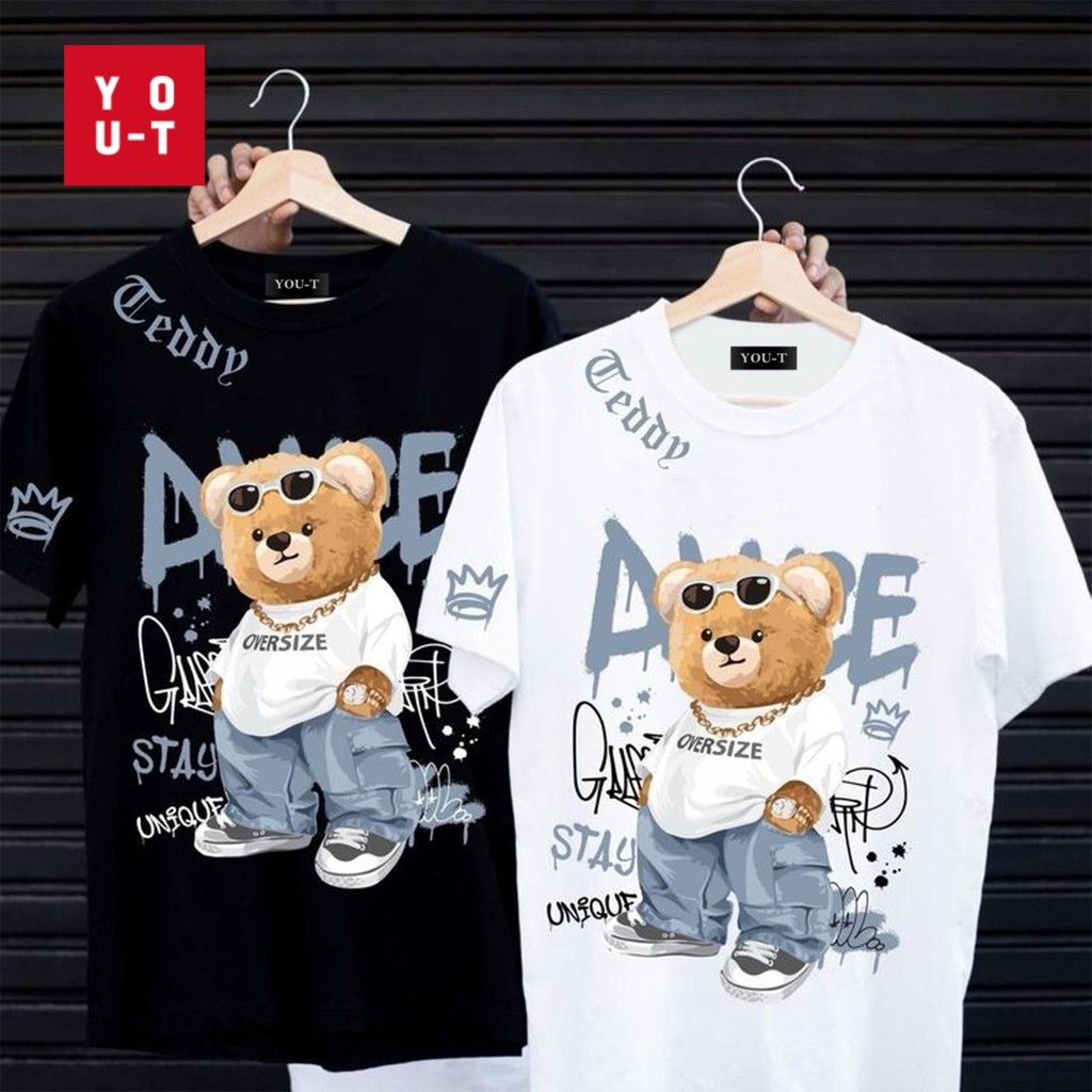 Y-T🐻เสื้อยืดแขนสั้น สวมใส่สบาย OVERSIZE เสื้อยืดคอกลม รูปแบบ "STAY" การ์ตูนน่ารัก ยูนิเซ็กส์ ผ้าฝ้าย 100% S-4XL