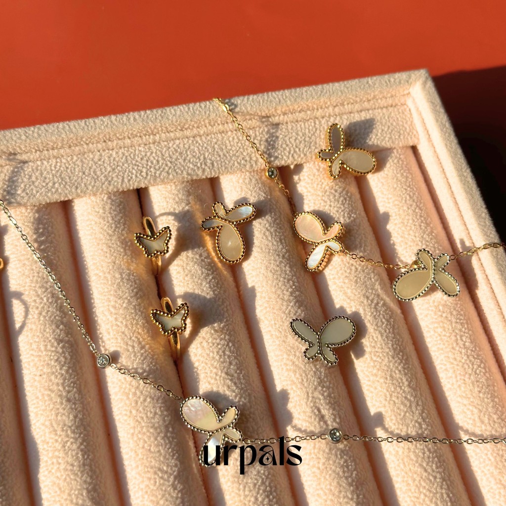 URPALS สร้อยข้อมือ สร้อยคอผีเสื้อ ต่างหูผีเสื้อ ตัวเรือนStainless ชุบทอง 18K ทนมาก(ขายแยกชิ้น)