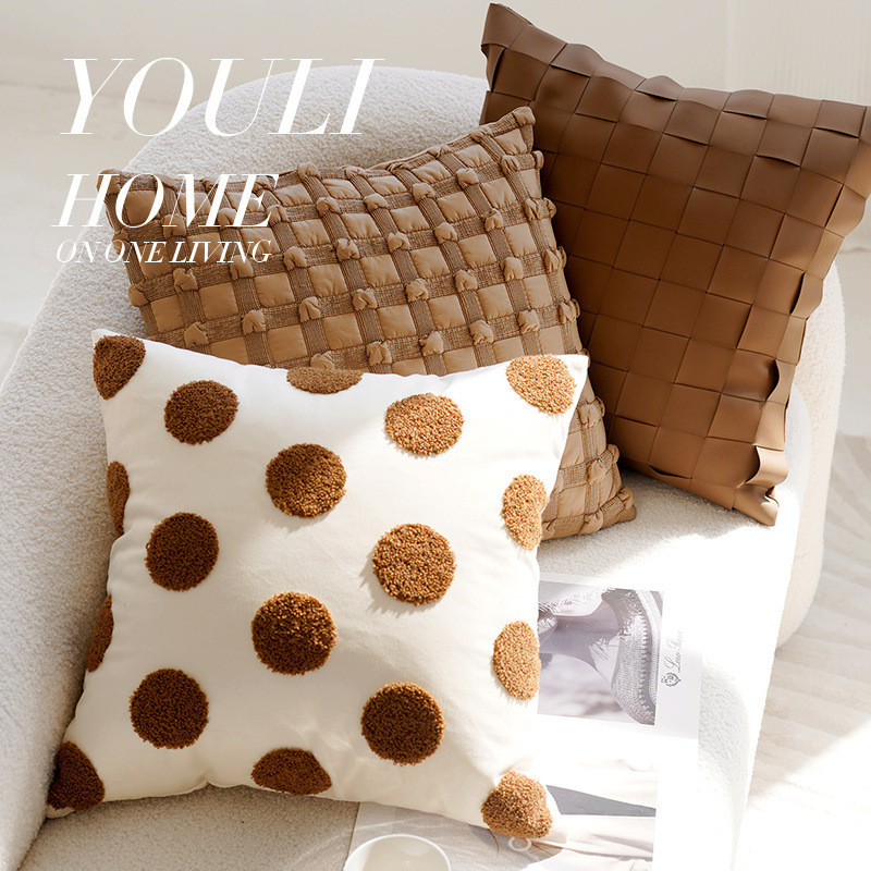 พรีเมี่ยมครีม Nordic Dot สีน้ําตาลภาษาฝรั่งเศสคําปลอกหมอนห้องนั่งเล่นโซฟาปลอกหมอนขนาด 45x45 ซม.