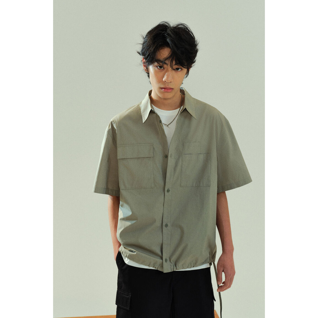 H&M(เอชแอนด์เอ็ม) เสื้อยูทิลิตี้แขนสั้นแบบหลวม ผู้ชาย 1288831_1