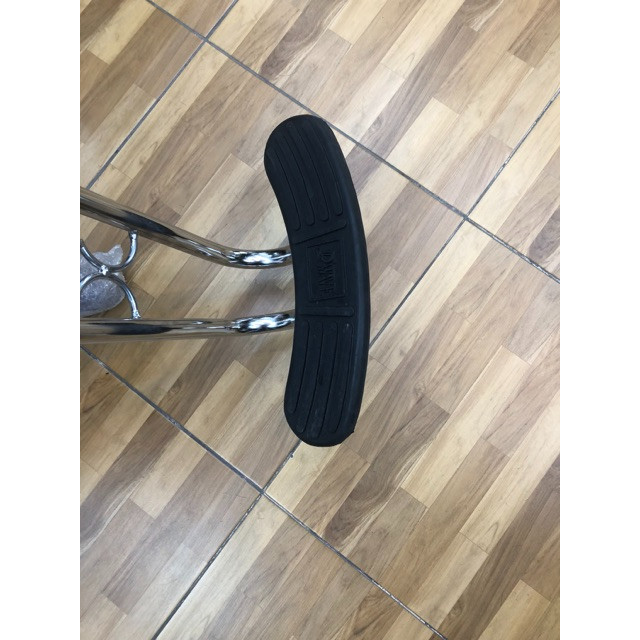 ยางรองขาเก้าอี้ เสริมสวย ตัดผมชาย สีดำ มีในตัวเลือก - รูปที่ 4