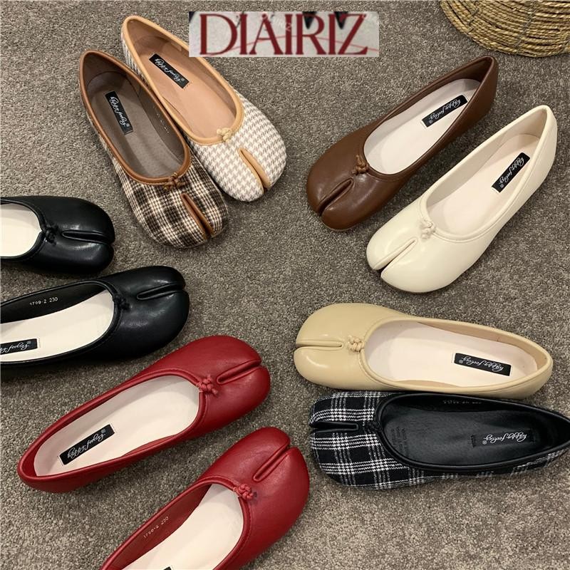 [DIAIRIZ] Peas รองเท้าผู้หญิง 2025 สไตล์ใหม่ฤดูร้อนแยก Toe Pig Hoof รองเท้า Toe Lazy Horseshoe รองเท้ารองเท้าแบนรองเท้าฤดูใบไม้ร่วง