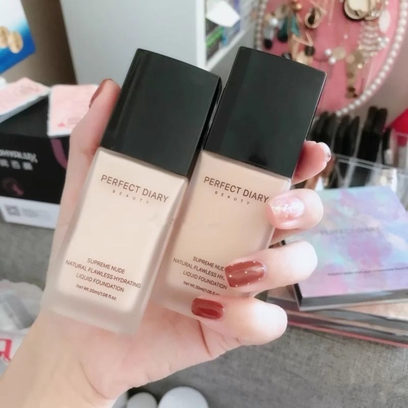Perfect Diary Small Black Cover Liquid Foundation คอนซีลเลอร์ Moisturizing Lasting Oil Control ผิวแห